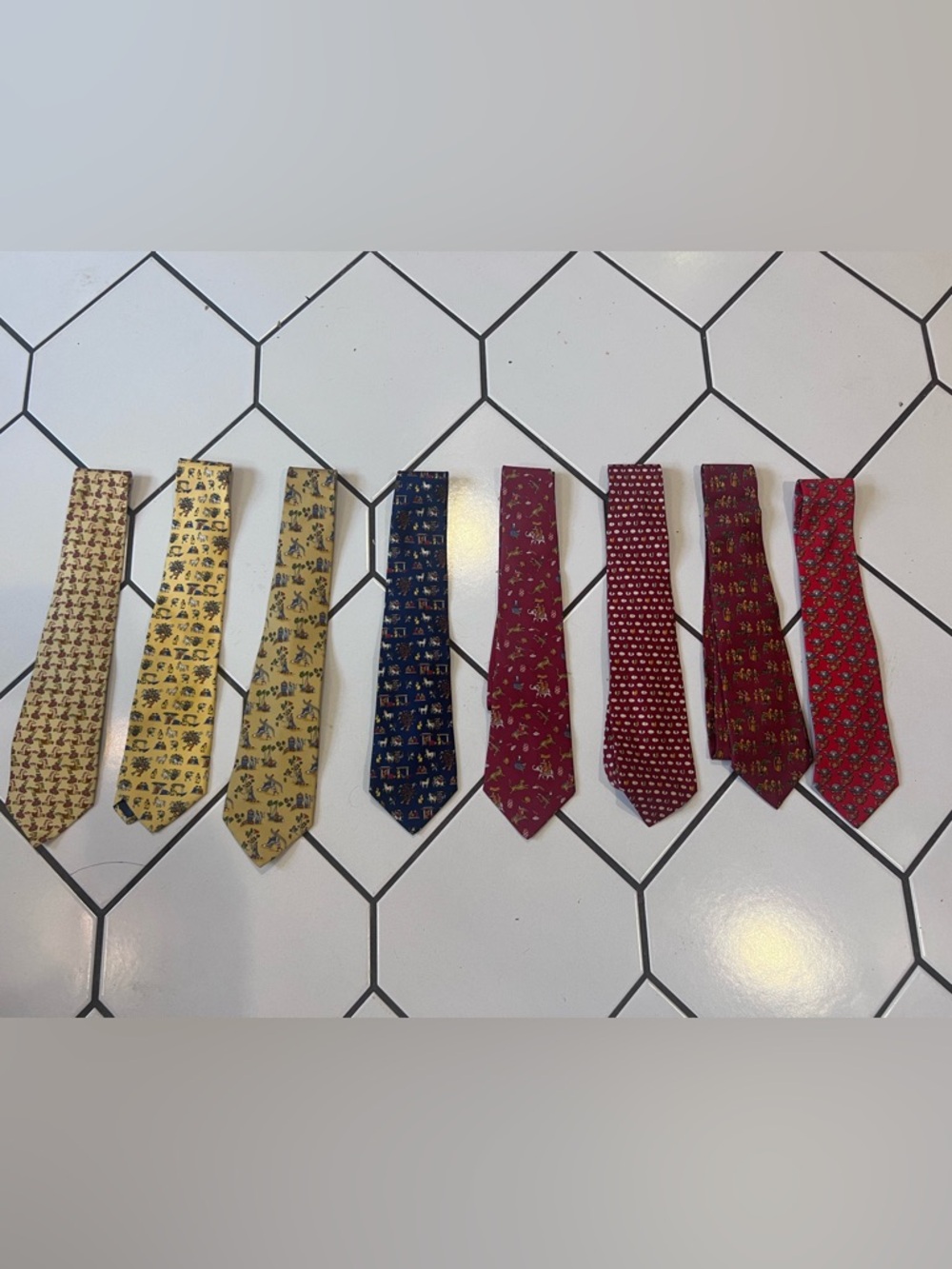 Salvatore Ferragamo set of 8 men’s ties multicolor silk